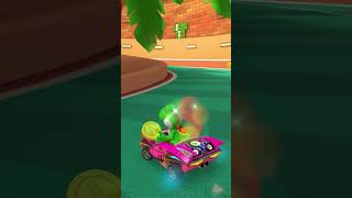 REVERSED Coconut Mall? 🤔
#mariokart #mariokart8deluxe REVERSED Coconut Mall? 🤔