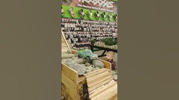 SCX24 Jeep / C10 😎 EPIC indoor crawler course @ our LHS! 🔥 #axial #scx24 #c10 #jeep #crawler #shorts