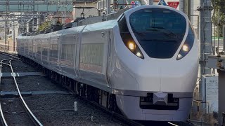 【4K高画質】E657系カツK13編成が特急ひたち7号いわき行きとして警笛を鳴らしながら北千住駅1番線を通過するシーン(7M)2026.1.9.10:10