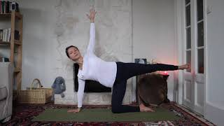Hatha Yoga: Inner fire floor flow