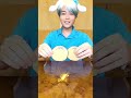 Let me just slice the tomato with the knife
