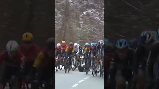 ❄️ Nieve y caídas en el final de la 7ª etapa de #ParisNice 💥 #LaCasaDelCiclismo