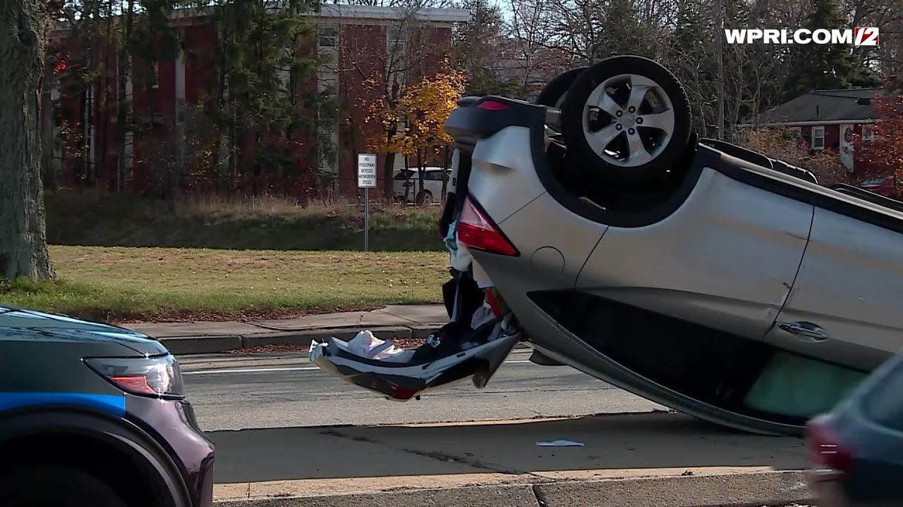 VIDEO NOW: Crash in Warwick flips car onto its roof - YouTube