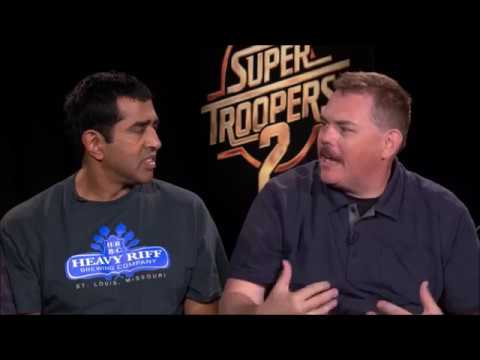 Interview with the Cast of Super Troopers 2