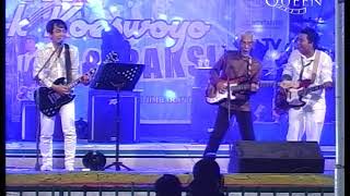 Diana Yok Koeswoyo & Musicplus - THR sriwedari solo, 21 November 2011