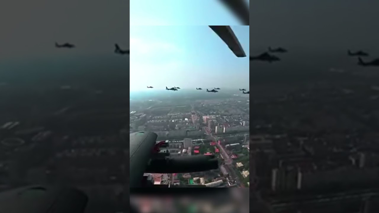 Китайские вертолёты Z-8, Z-19 и Z-20 на параде!