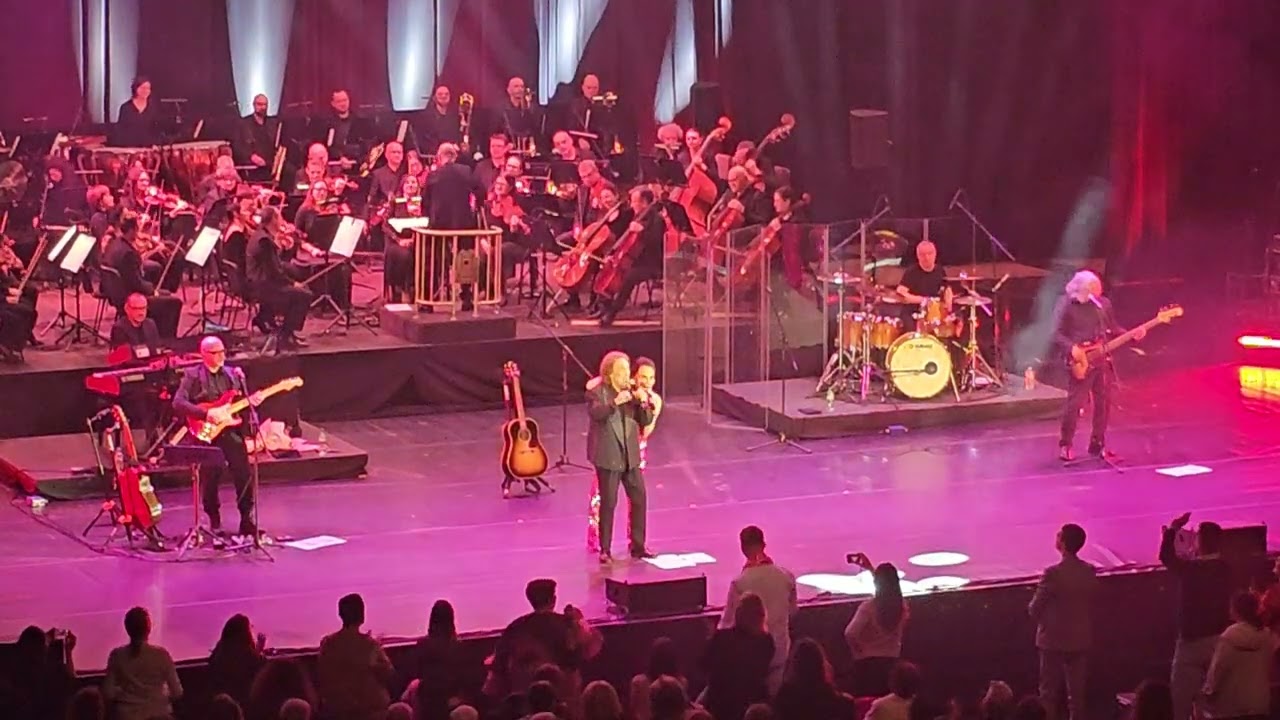 RICCHI E POVERI & SOFIA PHILHARMONIC ORCHESTRA / 6 March/ SOFIA, BULGARIA- Piccolo amore