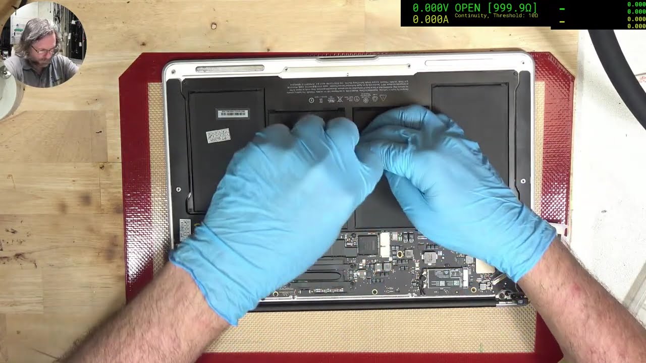 MacBook Air 訳あり　購入者が辞退した為上げ直します MacBook Air Apple A1466 Early 2015 Core i7 5650U 2.2GHz 8GB 256GB