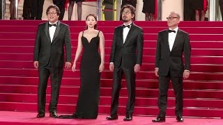 Director NA Hong-Jin and the cast of The Strangers on the red carpet in Cannes