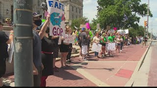 Pro-choice protestors rally at Indiana Statehouse