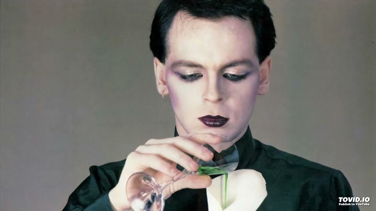 Gary numan - Complex [1978 demo] [magnums extended mix]