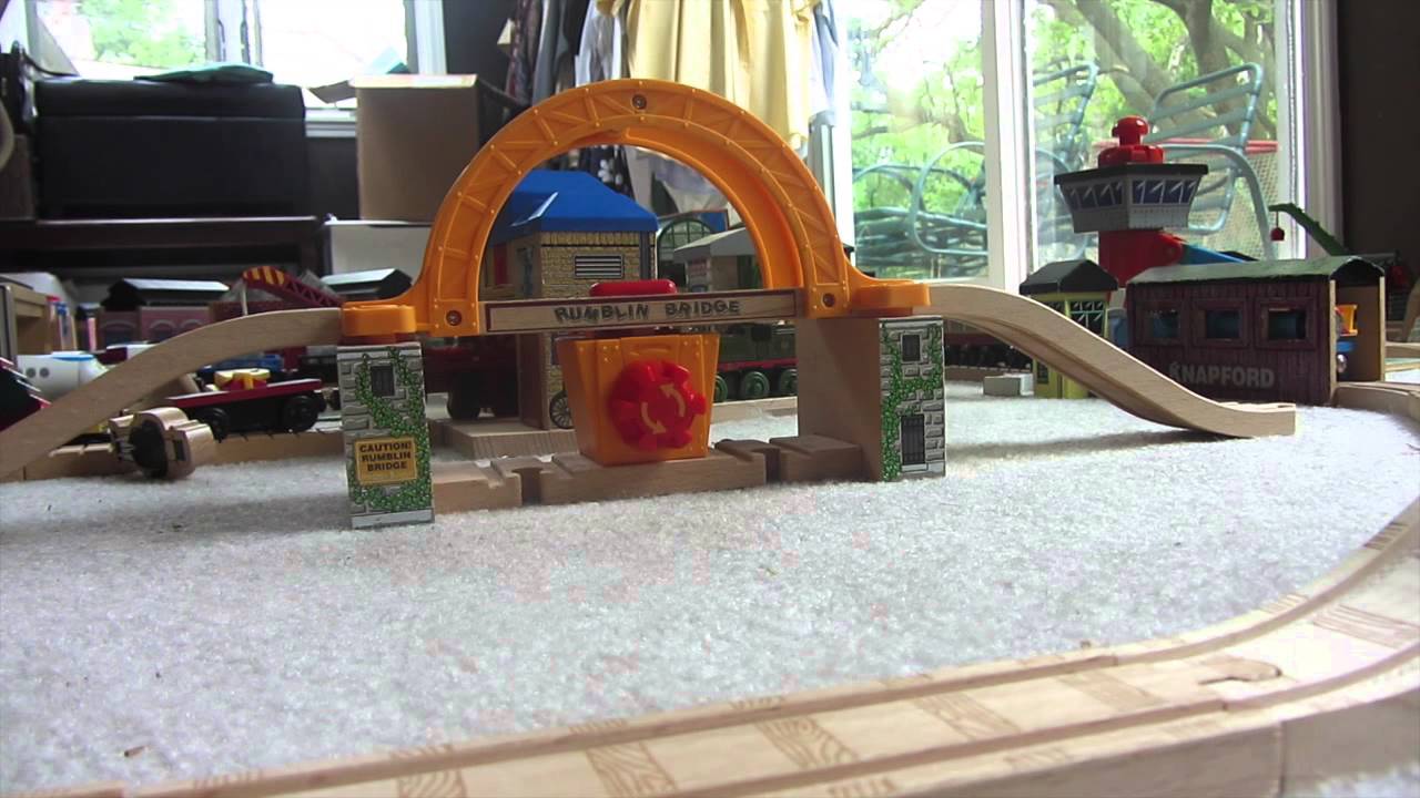 Thomas Wooden Railway Rumblin Bridge Review - YouTube