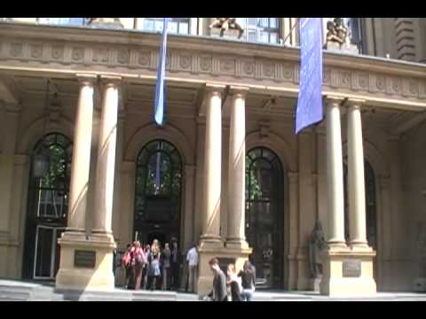 The students visited a small pottery business in Marburg. To see the contradictions, they then visited the Frankfurt Stock Exchange. A tour of the city of Frankfurt then finished off the day.