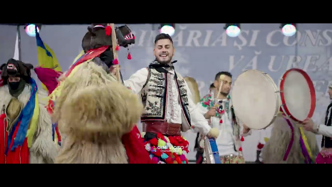 Ursii de la Rotunda in orasul Liteni