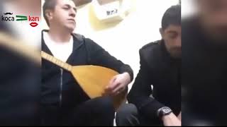 Bağlamacıdan hemen oynayan adama \