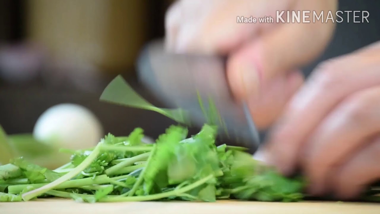 Fastest way of cutting veggies! - YouTube