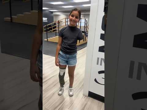 It’s LEG Day!🦿💛 Her New Prosthetic is Covered in Minions!#ProstheticLeg #NewBeginnings #SummerLegs