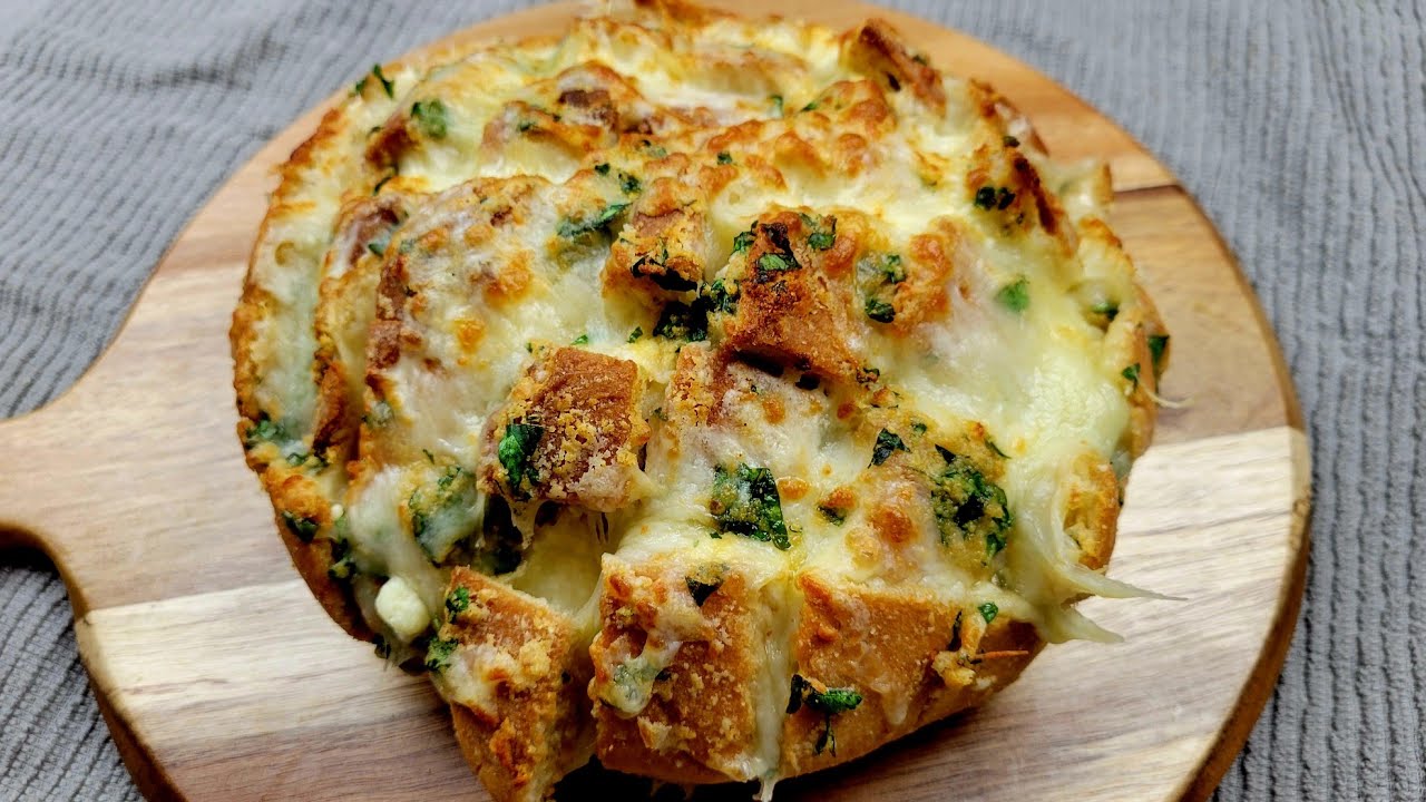 Air Fryer Cheesy Garlic PullApart Bread Ninja Speedi YouTube