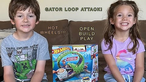 HOT WHEELS GATOR LOOP!!   LINCOLN AND SOPHIAH meet a new friend in HOT WHEEL CITY.