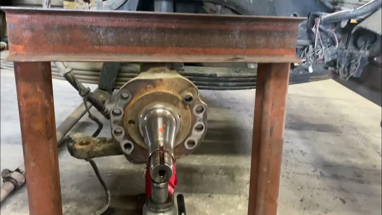 Kenworth King pin removal W900L YouTube