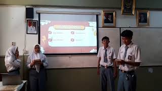 Tugas B.indo Presentasi Salinda Perusahaan Banana Craft (XII-2)