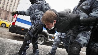 Elindult az amerikai-orosz üzengetés a tüntetések kapcsán