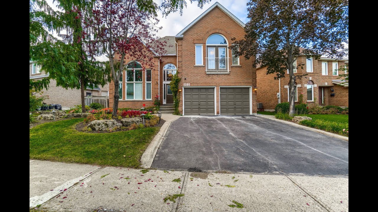 1281 Heritage Way, Oakville Home for Sale Real Estate Properties for