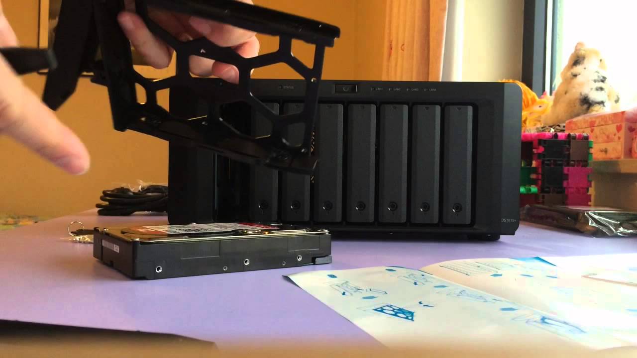 Synology DS1815+ Unboxing - YouTube