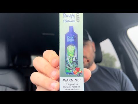 RandM Tornado 9000 puffs