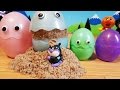 アンパンマンのおもちゃアニメ 砂遊びごっこでたまごから何がでるかな バイキンマンもビックリ