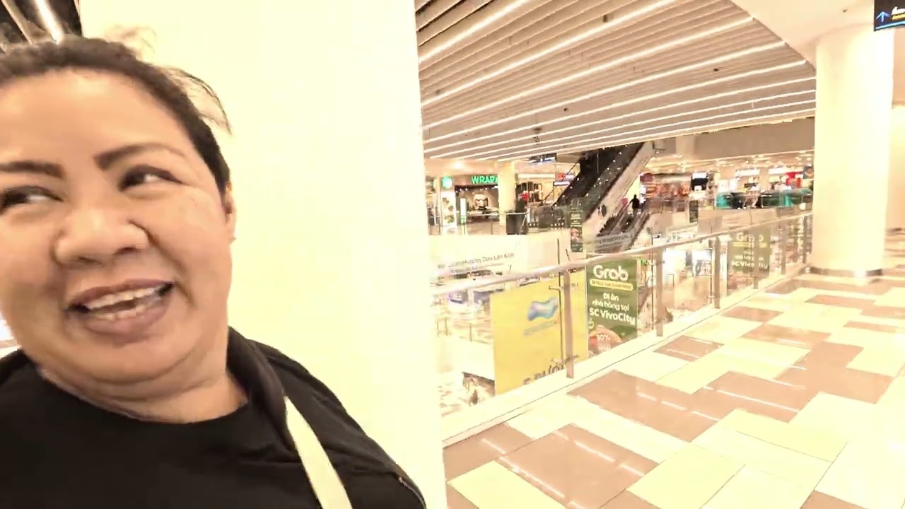 Ho Chi Minh Vivo Mall and Sky Garden walk tour 8pm December 23,2025