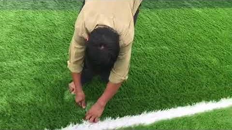 Hướng dẫn cắt line cỏ trắng sân bóng cỏ nhân tạo