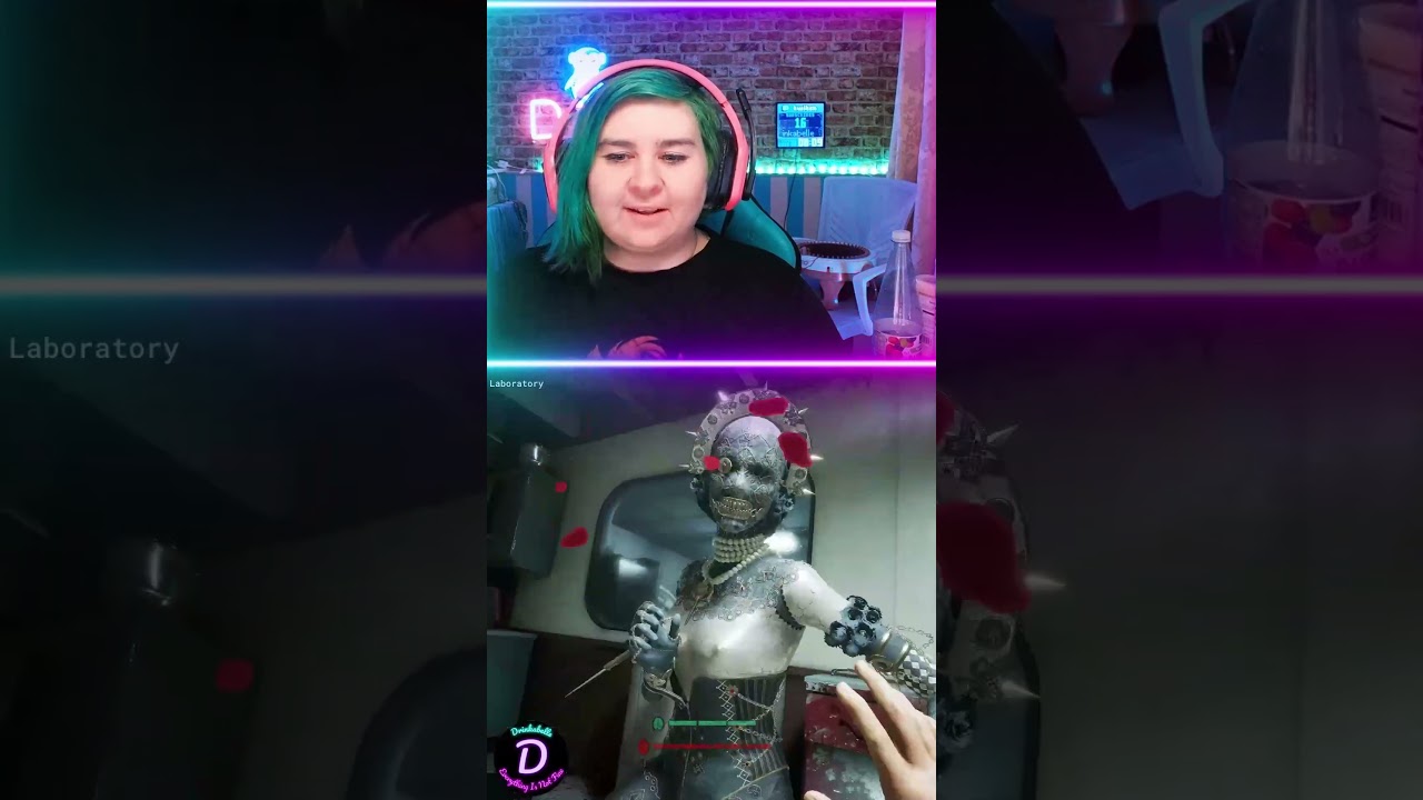 Lilya: Boo! Me: proceeds to verbally panic 💀#outlasttrials #horrorgame #gamingmoments #shorts