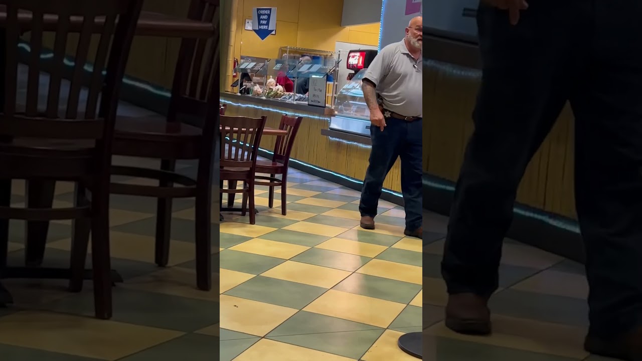 American Sheriff is Seen with Open Carry In Public. USA