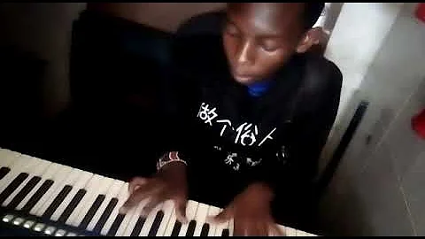 sweetness of the piano 🎹💕 watch this ... subscribe for more  hotter videos 😍🎶🎸