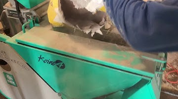 IMER KOINE 4 High Flow Pump in Action with Platform L2 Self Leveling Material