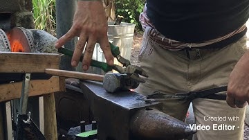 Hand forged/Blacksmithing/Forging a bottle opener part 2