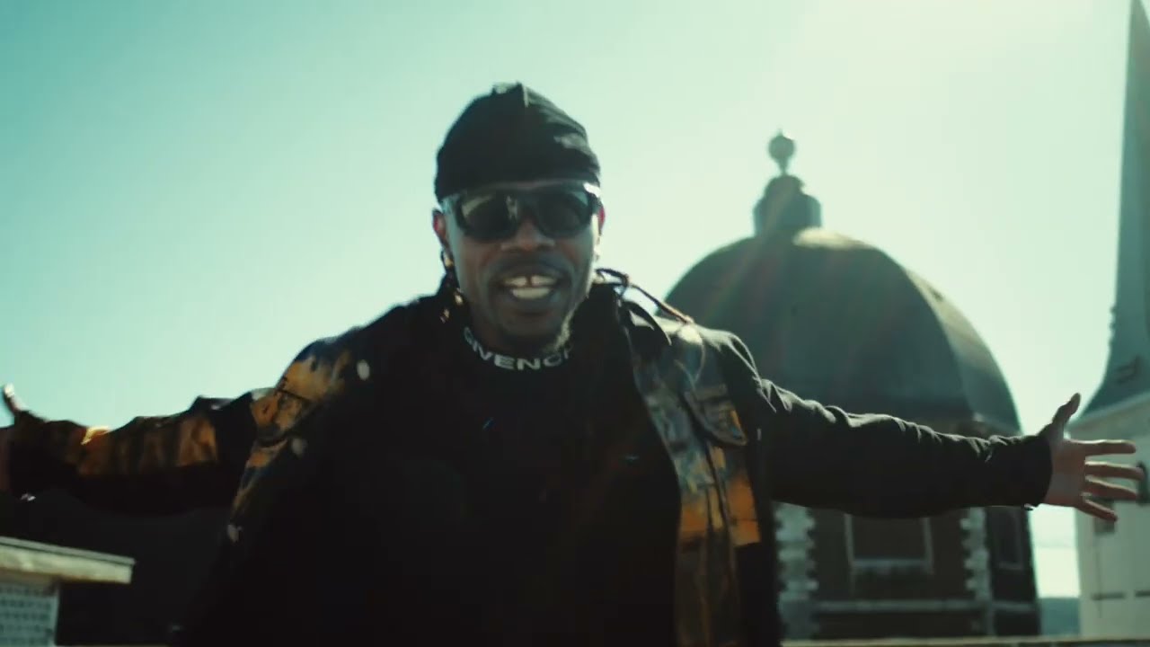 Watch IDPizzle - Hakuna Matata (Official Video) on YouTube Watch IDPizzle - Hakuna Matata (Official Video) on YouTube
