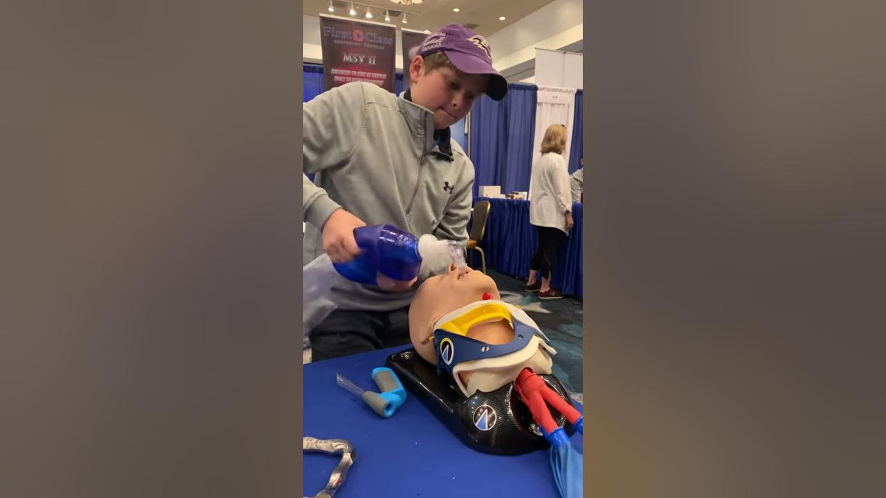 the 12y old kid that successfully intubates faster than the best paramedics