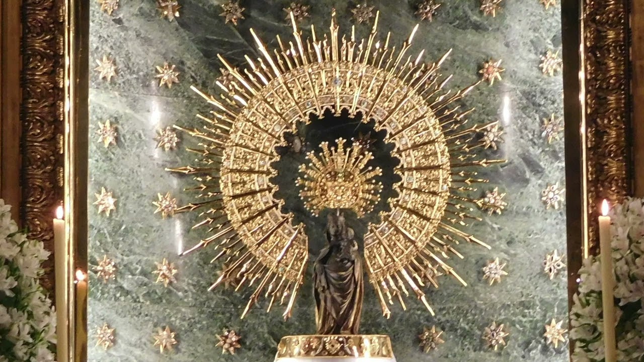Ángelus diario junto a la Virgen del Pilar