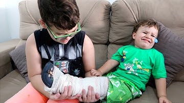 A HISTÓRIA DO MACHUCADO DO Gabrielzinho (The Boo Boo Story)