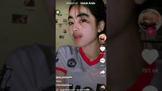 cewek cantik berkumis tipis, Tik tok