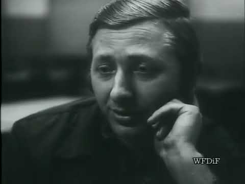 Talking Heads (Gadające głowy)1980 ‧ Short/Documentary ‧ 16 mins (Directed by Krzysztof Kieślowski)