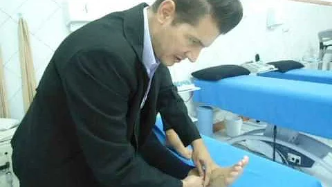 O que é tenossinovite no tornozelo?