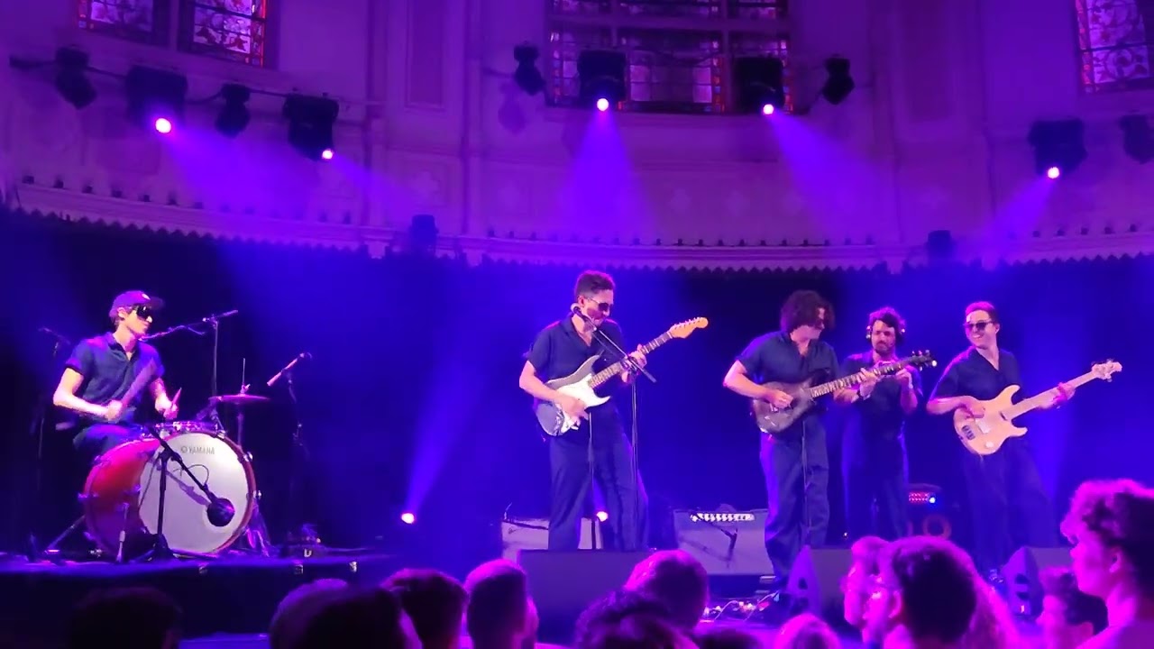 The Fearless Flyers (feat. Louis Cole) // Soundcheck at Paradiso 