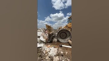 Busy trash day!! Crushing Trash with the Compactor at the Landfill