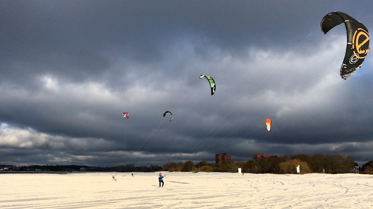 Kite Snowboarding - Tallinn Estonia