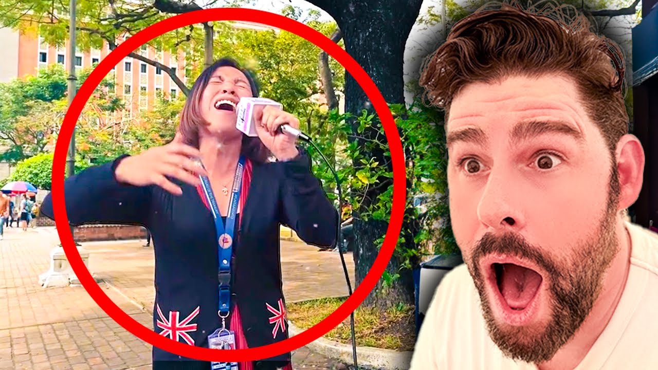 Breathtaking FILIPINA Street SINGER!