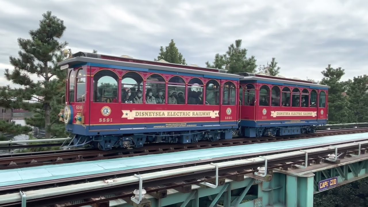 【東京ディズニーシー】「エレクトリックレールウェイ」のある風景（DisneySea Electric Railway -night view）