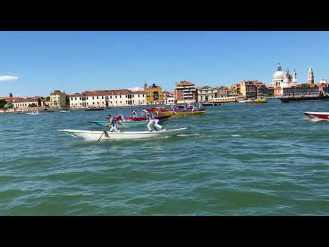 Video: Hvordan Er Burano-regattaen I Venedig